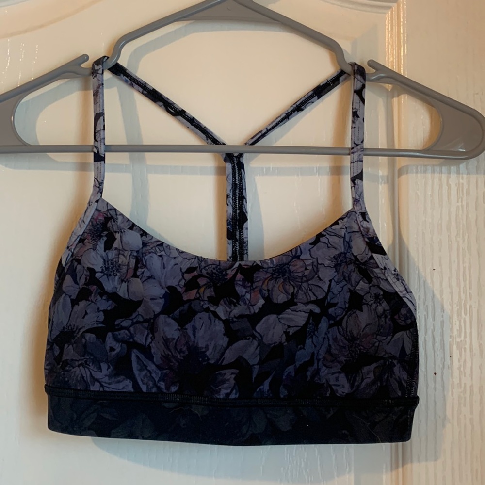 Lulu lemon sports bra